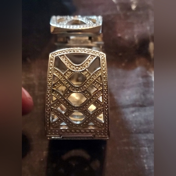 Geneva Quartz iced out cuff watch - Picture 6 of 7